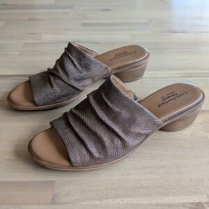 Comfortiva Pillowtop Bronze Snakeskin Ruched Slide Sandals Low Block Heel Sz10